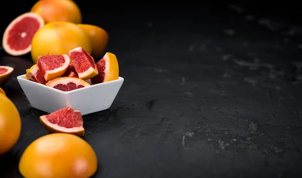 Gehackte Grapefruits (selektiver Fokus)) — Stockfoto