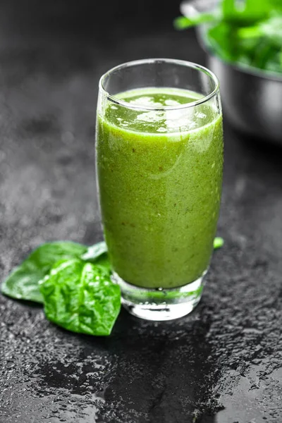 Hausgemachter Spinat Smoothie Detailaufnahme Aus Nächster Nähe Selektiver Fokus — Stockfoto