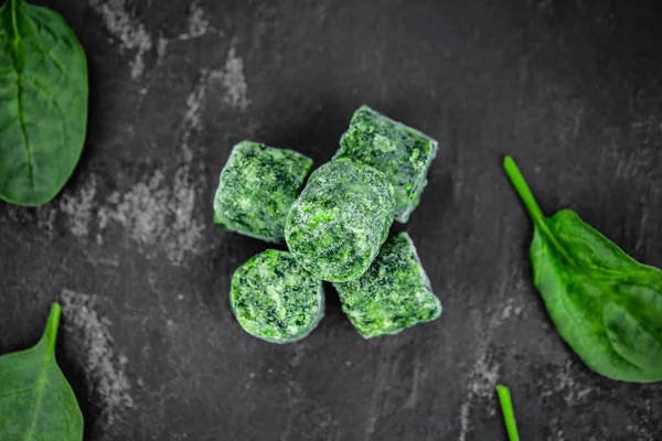 Portion Frozen Spinach Detailed Close Shot Selective Focus — Stock Photo, Image