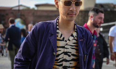 Floransa-12 Haziran 2018 Kensuke Yoshina Pitti sırasında sokakta.