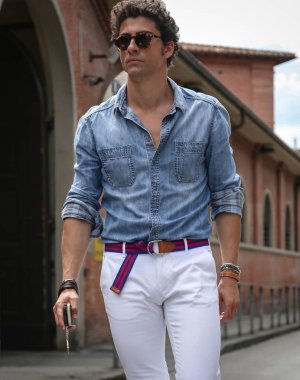 Floransa-13 Haziran 2018 Alessandro D'Amato Pitti sırasında sokakta.