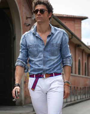 Floransa-13 Haziran 2018 Alessandro D'Amato Pitti sırasında sokakta.