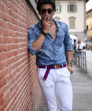 Floransa-13 Haziran 2018 Alessandro D'Amato Pitti sırasında sokakta.