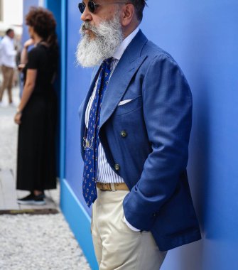 Floransa-13 Haziran 2018 Gianni Fontana Pitti sırasında sokakta.