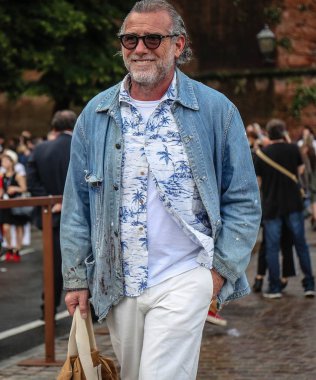 Floransa-13 Haziran Pitti sırasında sokakta 2018 Alessandro Squarzi.