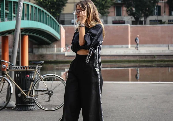 Milán Septiembre 2018 Mujeres Calle Durante Semana Moda Milán —  Fotos de Stock