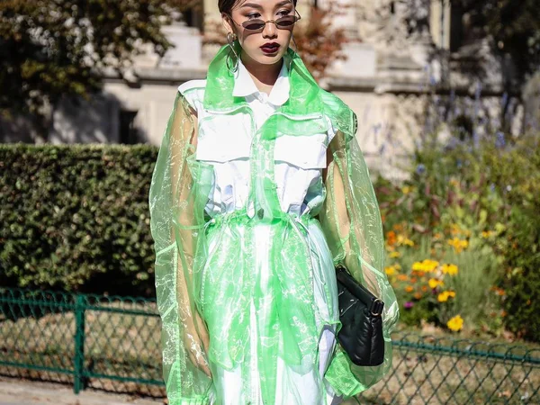 Paris França Setembro 2018 Mulheres Rua Durante Paris Fashion Week — Fotografia de Stock