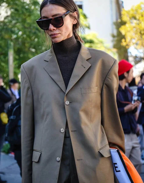 Paris França Setembro 2018 Julie Pelipas Rua Durante Semana Moda — Fotografia de Stock