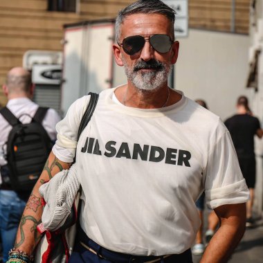 Milan, İtalya - 19 Eylül 2018: Saverio Trapani Milano Moda Haftası sırasında sokakta.