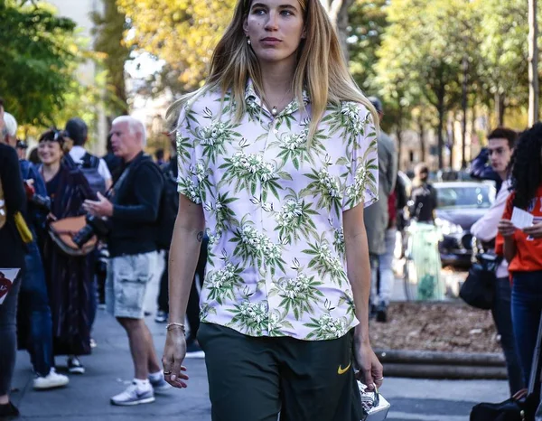 Paris França Setembro 2018 Veronika Heilbrunner Rua Durante Paris Fashion — Fotografia de Stock