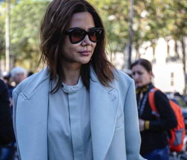 Paris, Fransa - 26 Eylül 2018: Christine Centenera Paris moda haftası sırasında sokakta.