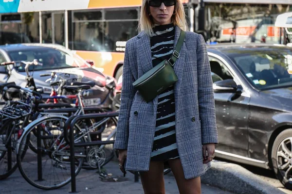 París Francia Septiembre 2018 Mujeres Calle Durante Semana Moda París —  Fotos de Stock