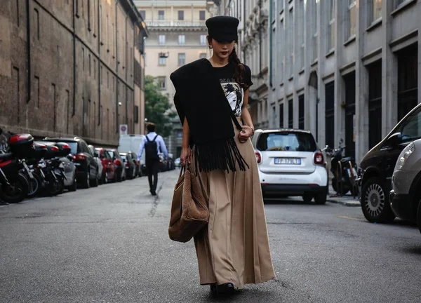 Milán Italia Septiembre 2018 Mujeres Calle Durante Semana Moda Milán — Foto de Stock