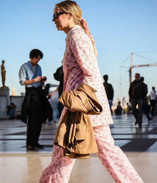 París Francia Septiembre 2018 Mujeres Calle Durante Semana Moda París —  Fotos de Stock