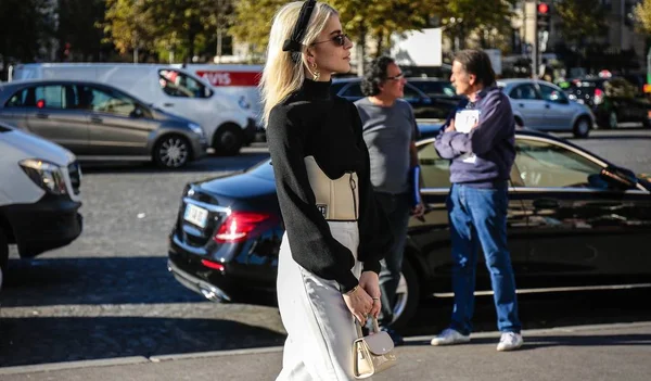 París Francia Septiembre 2018 Caroline Daur Calle Durante Semana Moda —  Fotos de Stock