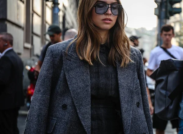 Milan Italië September 2018 Vrouwen Straat Tijdens Milan Fashion Week — Stockfoto