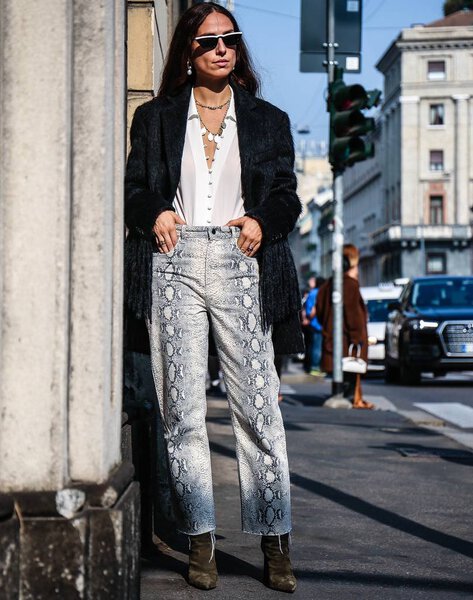 МИЛАН, Италия - 20 сентября 2018 года: Эрика Болдрин на улице во время Недели моды в Милане
.