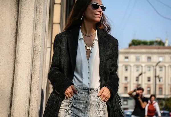 ミラノ イタリア 2018 ミラノ ファッション ウィーク中に路上エリカ Boldrin — ストック写真