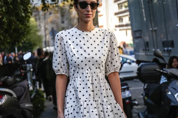 París Francia Septiembre 2018 Yasmin Sewell Calle Durante Semana Moda — Foto de Stock