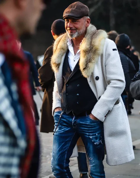 Streetstyle Pitti Uomo 9 januari 2019 — Stockfoto