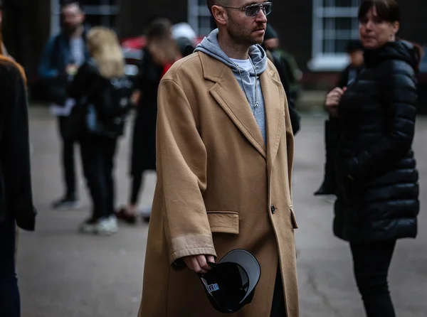 Лондонская неделя моды 17 февраля 2019 года — стоковое фото