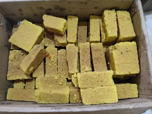 Indiai és a hagyományos édes Mysore Pak — Stock Fotó