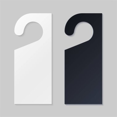 Otel odası için kapı askıları. Otel odası ya da tatil köyü için boş beyaz ve siyah etiket askısı. Boş şablon, metin için maket düzenleme. Promosyon, satış, dekorasyon ve kaplama için vektör illüstrasyonu.