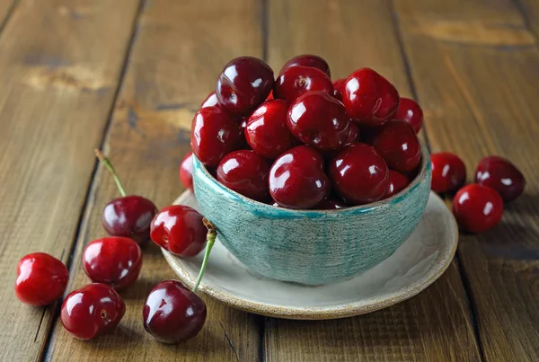 Fresh Cherry Brown Background — Stock Photo, Image