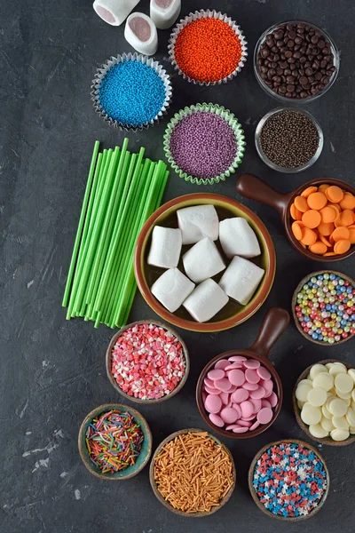 Ingredientes Para Hacer Dulces Sobre Fondo Gris — Foto de Stock