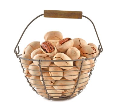 Beyaz arka plan üzerinde izole organik pecans