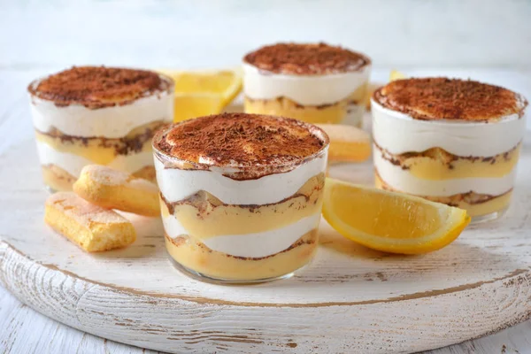 Dessert tiramisù al limone — Foto Stock