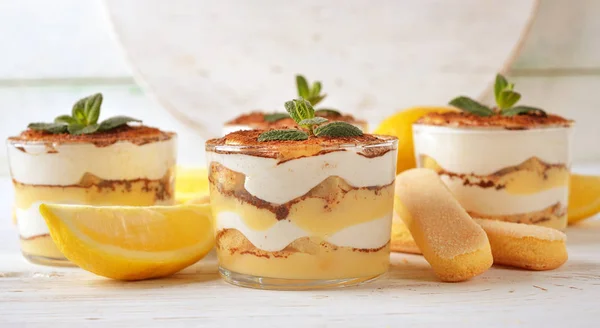 Dessert tiramisù al limone — Foto Stock