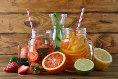 İnfemasyon meyve Detox su