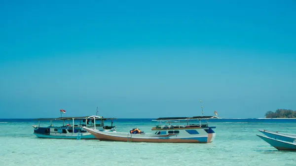 Traditional Boat Anchored Seashore Shallow Beach Sea Karimun Jawa Island — Stock Photo, Image