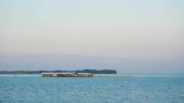 Deniz Karimun Jawa Endonezya Küçük Adada Yüzen Evi — Stok fotoğraf