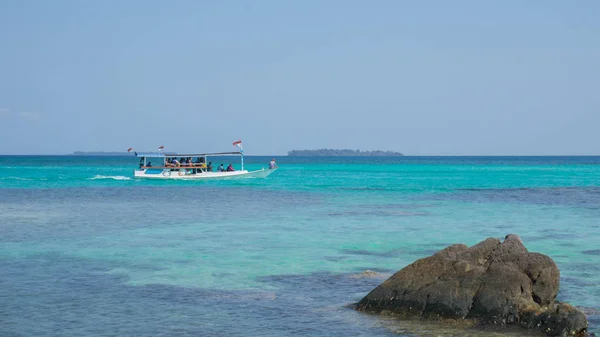 Transportation Boat Sea Beach Distance Stone Karimun Jawa Indonesia — Stock Photo, Image