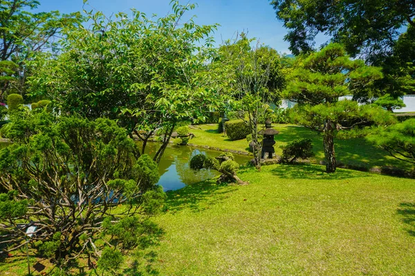 Jardín Japonés Muy Limpio Parque Japonés Con Bonsái Pequeño Grande — Foto de Stock