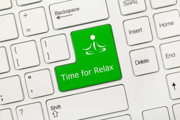 Tastiera concettuale bianca - Tempo di relax (tasto verde con yoga — Foto Stock