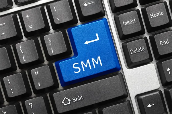 Conceptual keyboard - SMM (blue key) — Stock Photo, Image