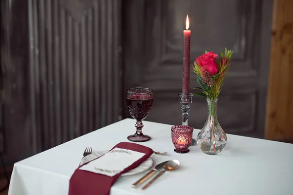 Mesa Para Evento Com Vasos Flores Toalhas Copos Vinho — Fotografia de Stock