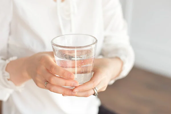 Glass Clean Mineral Water Woman Hands Concept Environment Protection Healthy — Stock Photo, Image