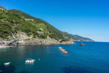 Avrupa, İtalya, Cinque Terre, Monterosso, Monterosso al Mare, SEA ve MOUNTAINS 'ın MÜZİK MÜZESİ