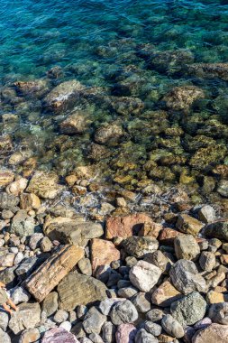 Avrupa, İtalya, Cinque Terre, Monterosso, Sahildeki Taşların Yüksek Açılı Görüntüsü