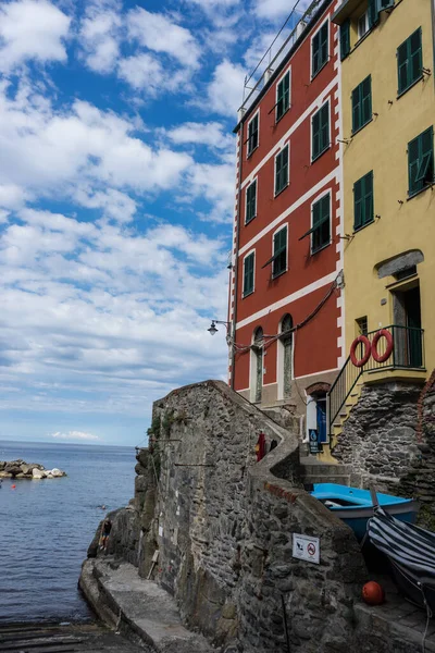 Італія Cinque Terre Riomaggiore Cliff Italian Riviera — стокове фото