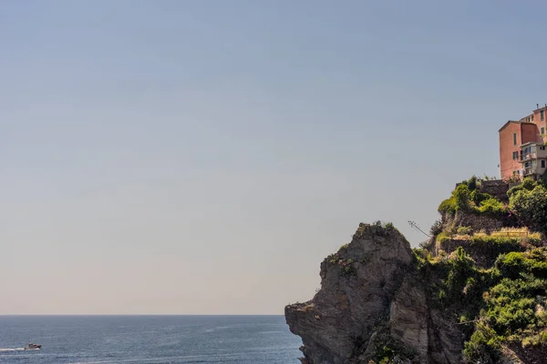 Europa Itália Cinque Terre Manarola Close Uma Rocha Perto Oceano — Fotografia de Stock