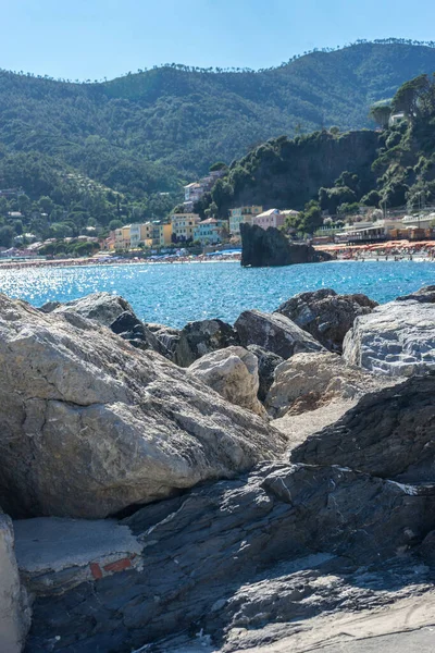 Європа Італія Cinque Terre Монтероссо Водойма Горою Задньому Плані — стокове фото