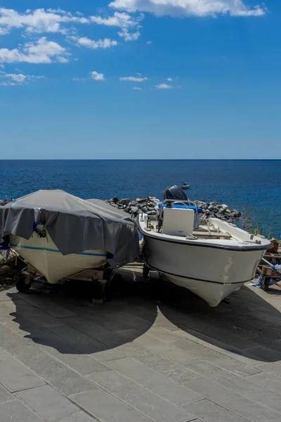 Europa Italien Cinque Terre Manarola Båt Som Sitter Sandstrand — Stockfoto