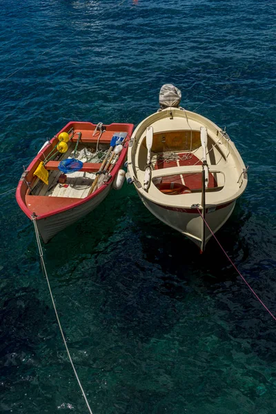 Europa Italien Cinque Terre Manarola Ein Kleines Boot Einem Gewässer — Stockfoto