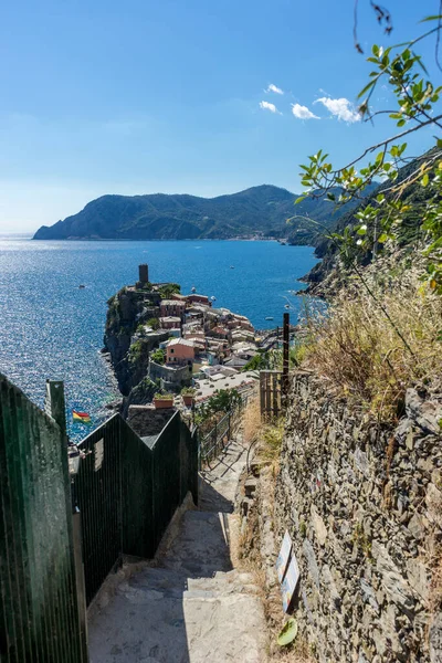 Europa Itália Cinque Terre Vernazza Uma Ponte Sobre Corpo Água — Fotografia de Stock
