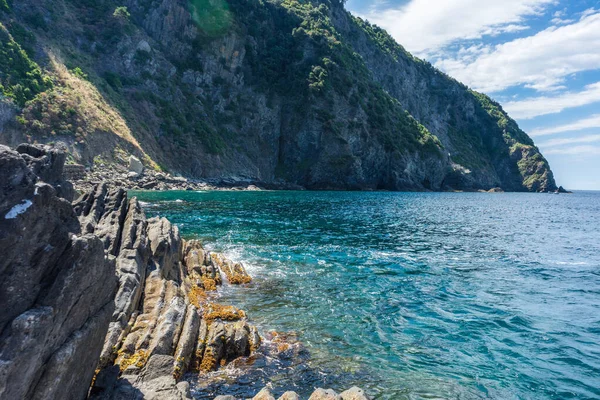 Evropa Itálie Cinque Terre Riomaggiore Vodní Útvar Horou Pozadí — Stock fotografie